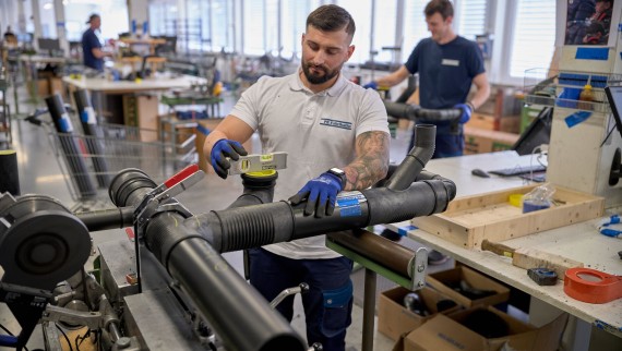 Prefabricering av ett ljudisolerande avloppssystem med Geberit Silent-db20