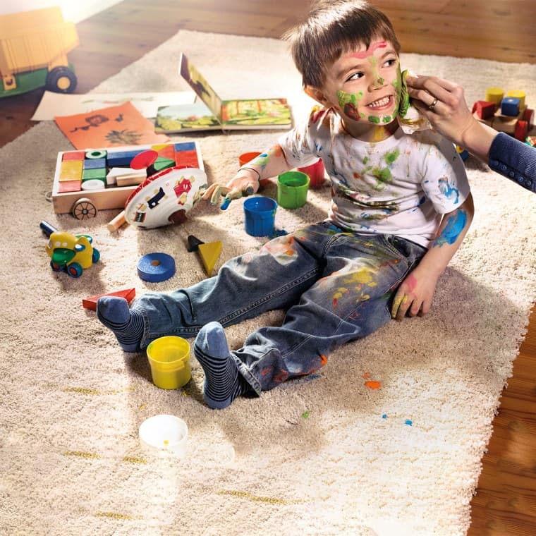 Barn täckt av färg Barn täckt av färg