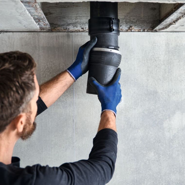 Installation av Geberit Silent-db20 Offset rördel Installation av Geberit Silent-db20 Offset rördel