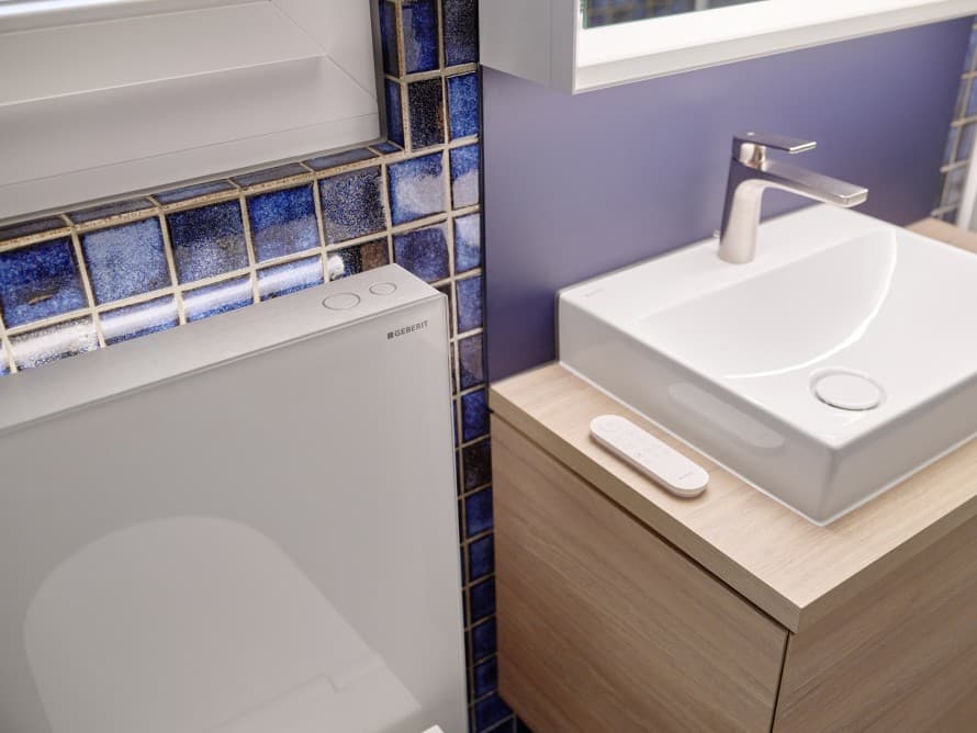 Monolith Plus erbjuder extra funktioner som LED-belysning och luktutsugning (© Ben Huggler) Monolith Plus erbjuder extra funktioner som LED-belysning och luktutsugning (© Ben Huggler)