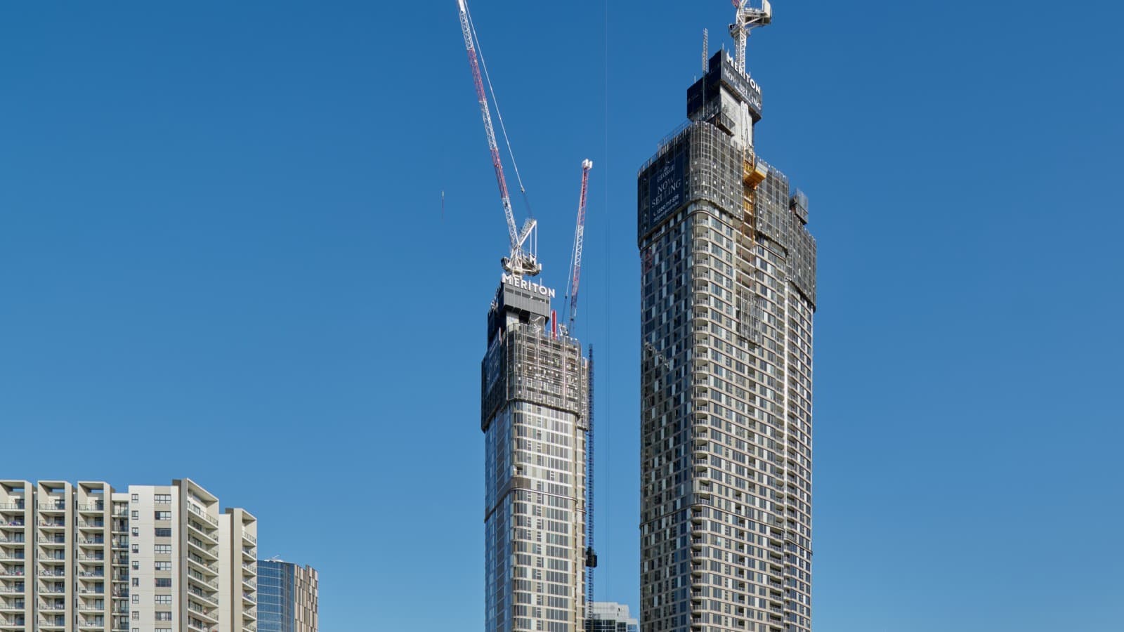 De två 180 George Towers-tornen signalerar en förtätning av området i Sydney (© Michael Curwood & Adam Powell) De två 180 George Towers-tornen signalerar en förtätning av området i Sydney (© Michael Curwood & Adam Powell)