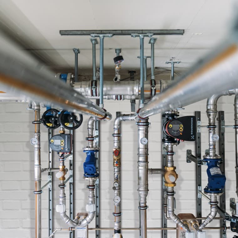 Geberit Mapress Therm erbjuder tillförlitligt skydd mot yttre korrosion i slutna kylkretsar med kondensbildning Geberit Mapress Therm erbjuder tillförlitligt skydd mot yttre korrosion i slutna kylkretsar med kondensbildning